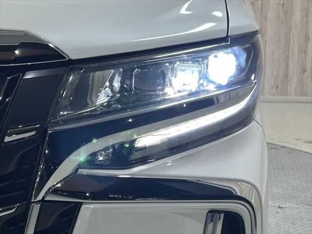 TOYOTA ALPHARD 2018