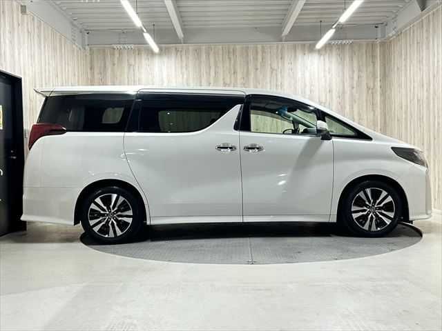 TOYOTA ALPHARD 2018