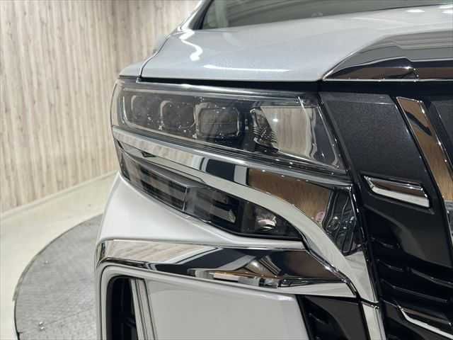 TOYOTA ALPHARD 2018