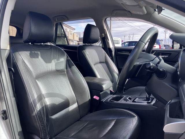 SUBARU LEGACY OUTBACK 2014