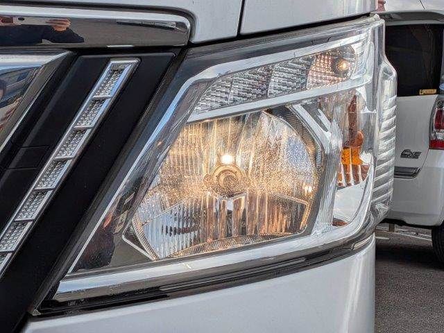 NISSAN NV350 CARAVAN 2017