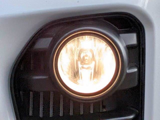 NISSAN NV350 CARAVAN 2017