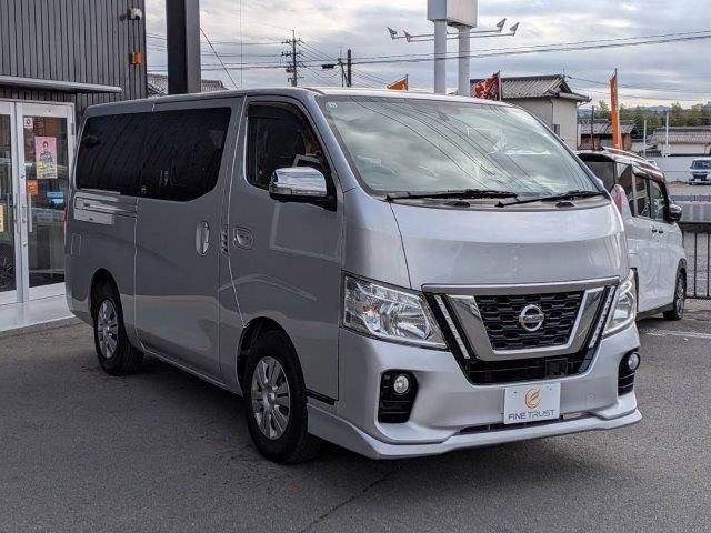 NISSAN NV350 CARAVAN 2017