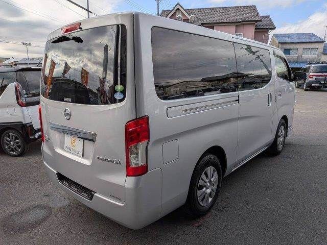 NISSAN NV350 CARAVAN 2017