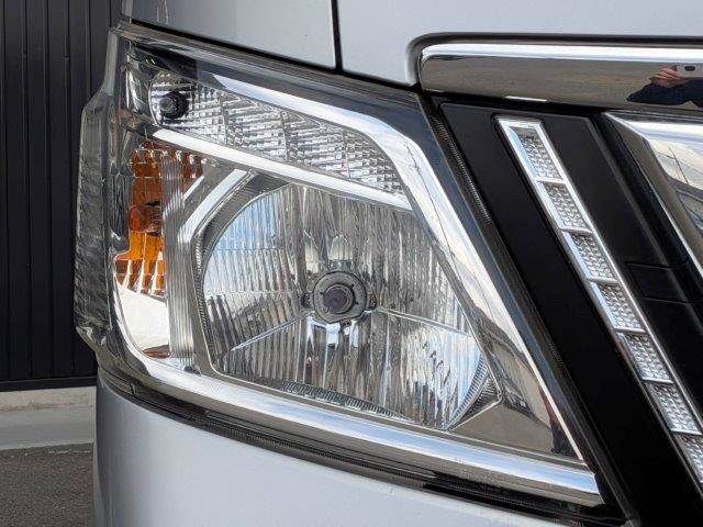 NISSAN NV350 CARAVAN 2017