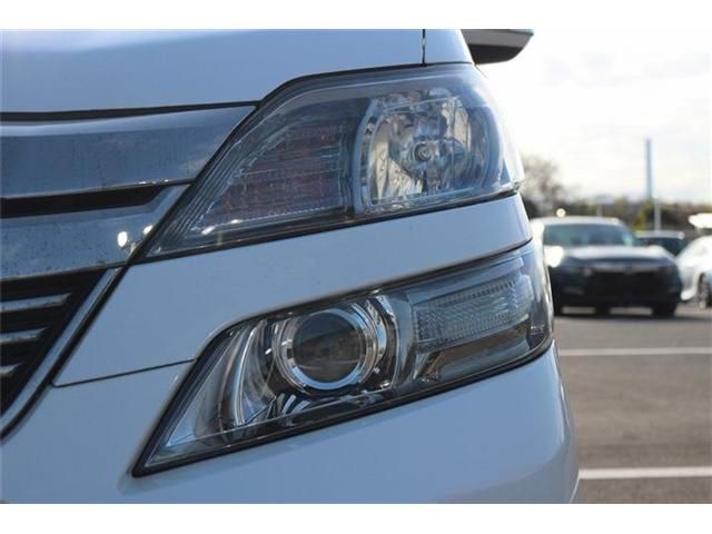 TOYOTA VELLFIRE  HYBRID 4WD 2014