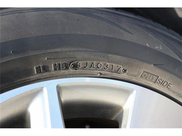 TOYOTA VELLFIRE  HYBRID 4WD 2014