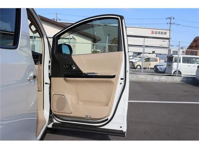 TOYOTA VELLFIRE  HYBRID 4WD 2014