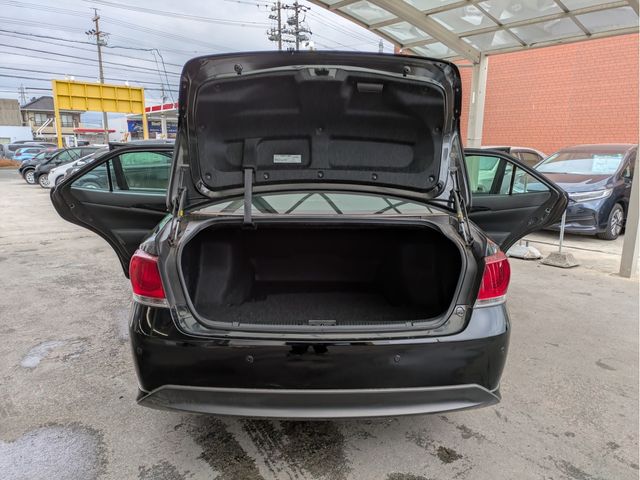 TOYOTA CROWN sedan 2013