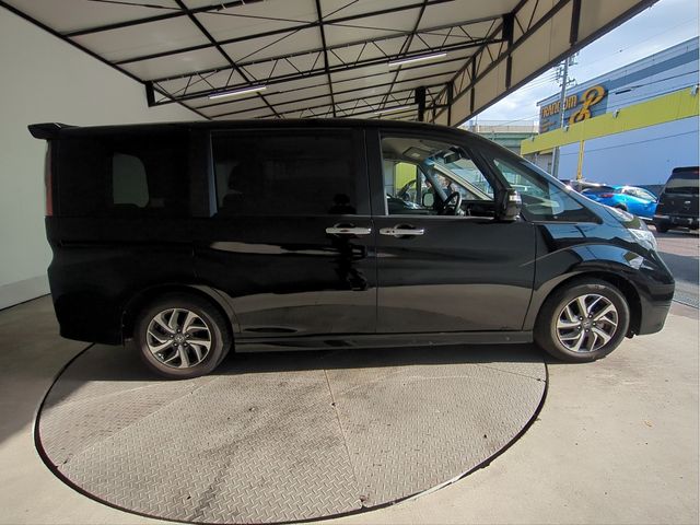 HONDA STEPWAGON SPADA 2016