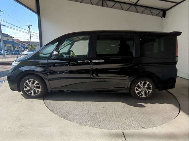 HONDA STEPWAGON SPADA 2016