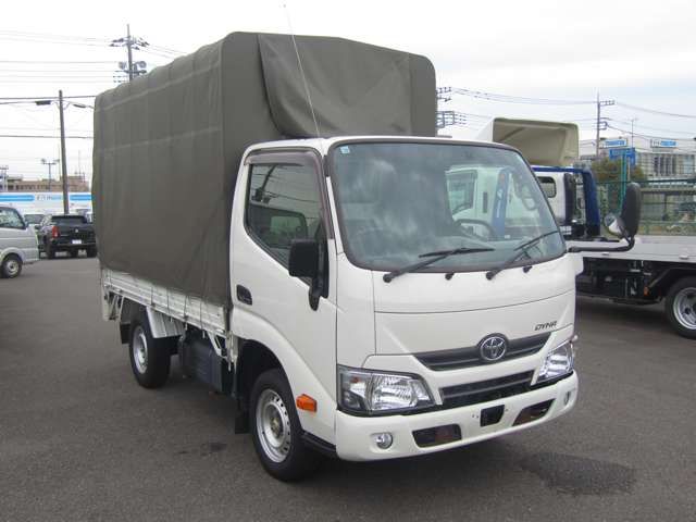 TOYOTA DYNA 2020