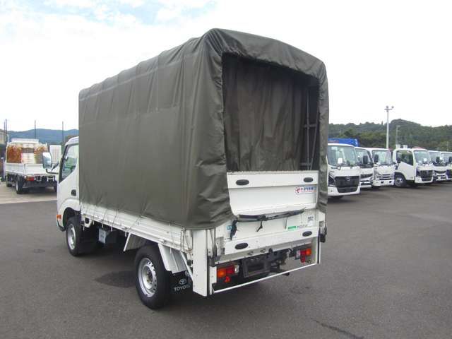 TOYOTA DYNA 2020