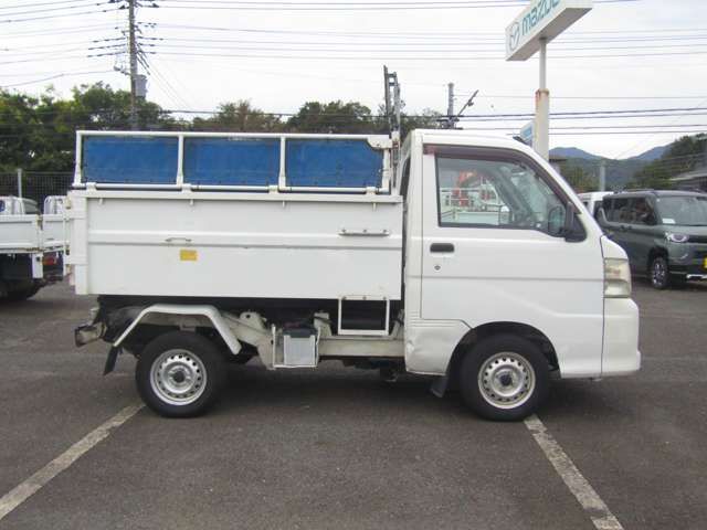 DAIHATSU HIJET dump 4WD 2013