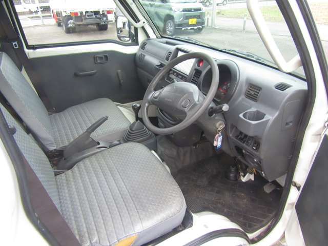 DAIHATSU HIJET dump 4WD 2013