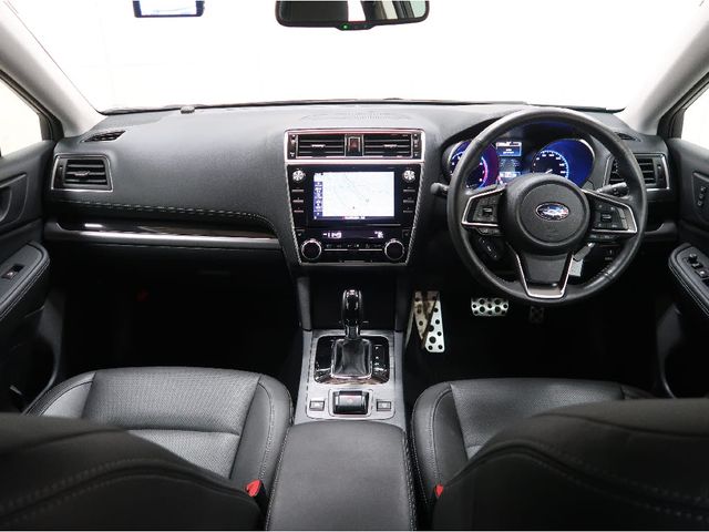 SUBARU LEGACY B4 2017