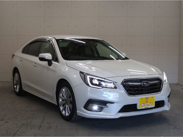 SUBARU LEGACY B4 2017
