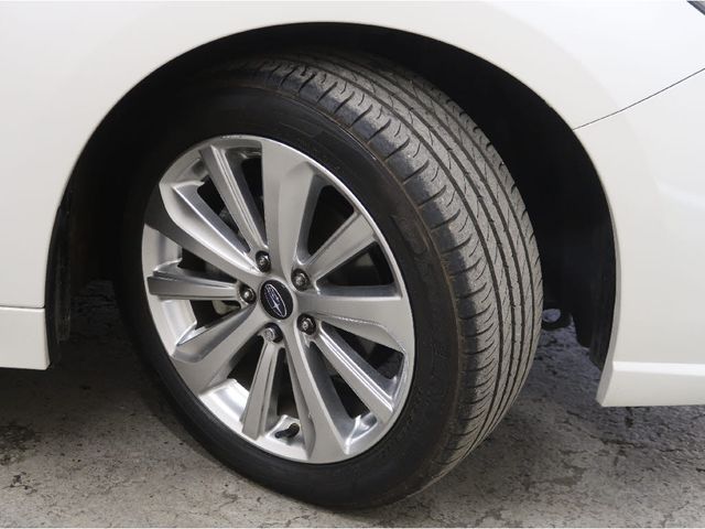 SUBARU LEGACY B4 2017