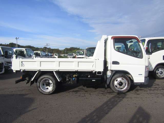 MITSUBISHI CANTER 2013