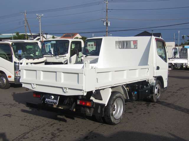 MITSUBISHI CANTER 2013
