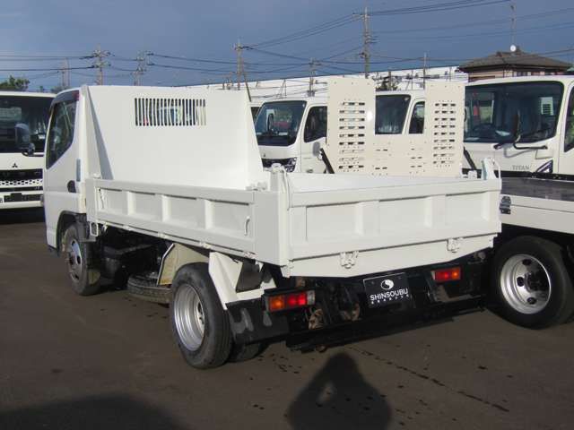 MITSUBISHI CANTER 2013