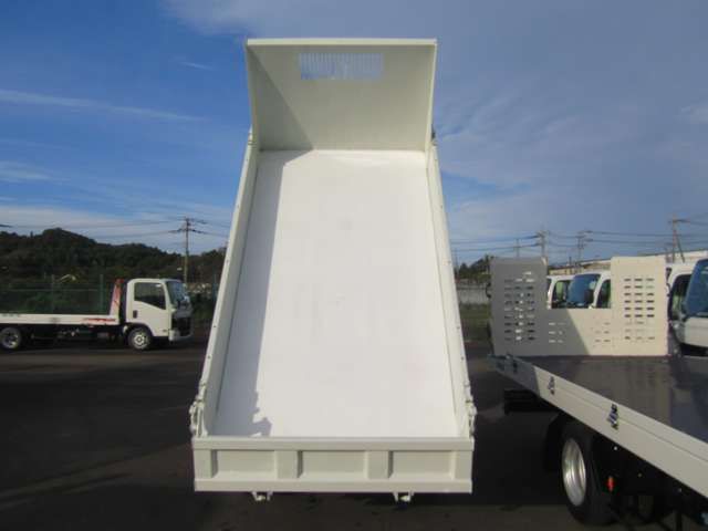 MITSUBISHI CANTER 2013