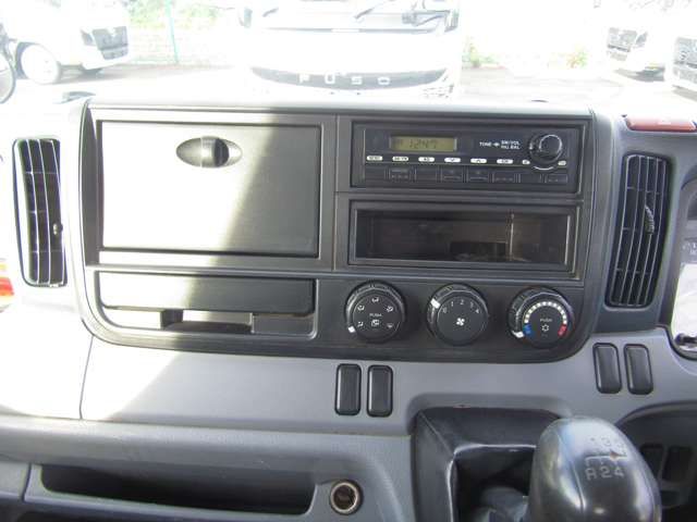 MITSUBISHI CANTER 2013