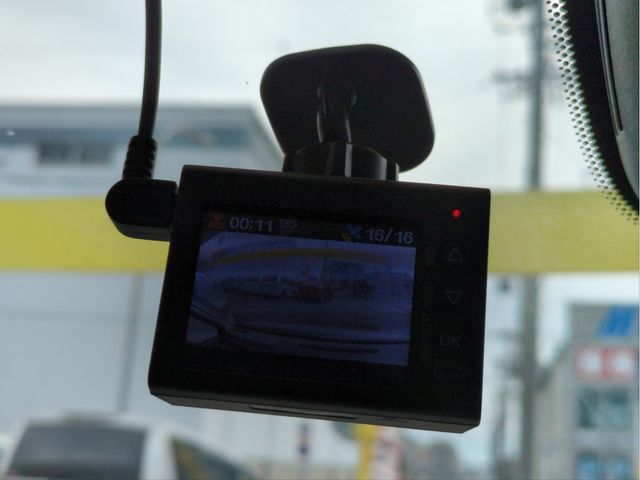 NISSAN SERENA  WG 2016