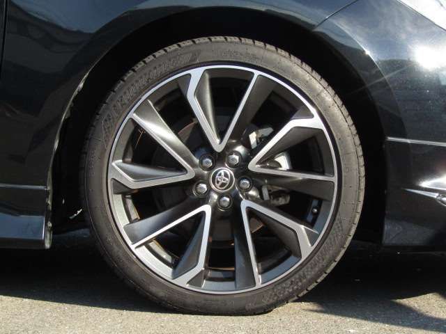 TOYOTA COROLLA SPORT HYBRID 2019