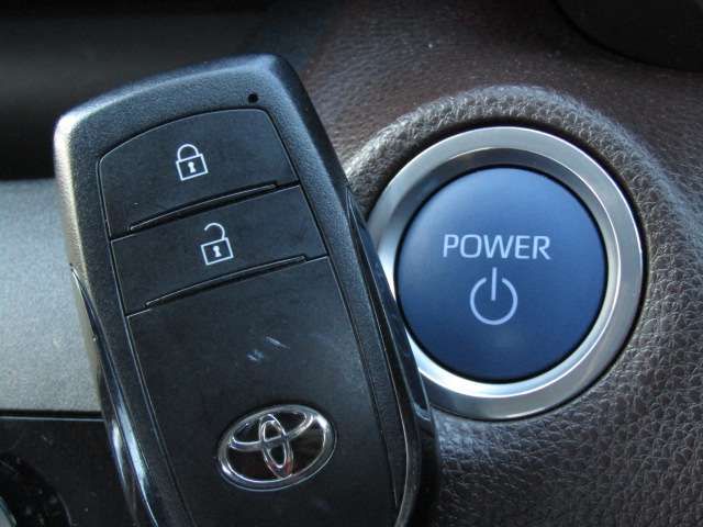 TOYOTA YARIS CROSS HYBRID 2020