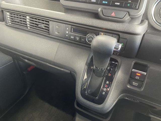 HONDA N BOX CUSTOM 2023