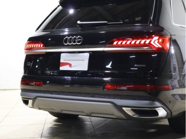 AUDI AUDI  Q7 2024