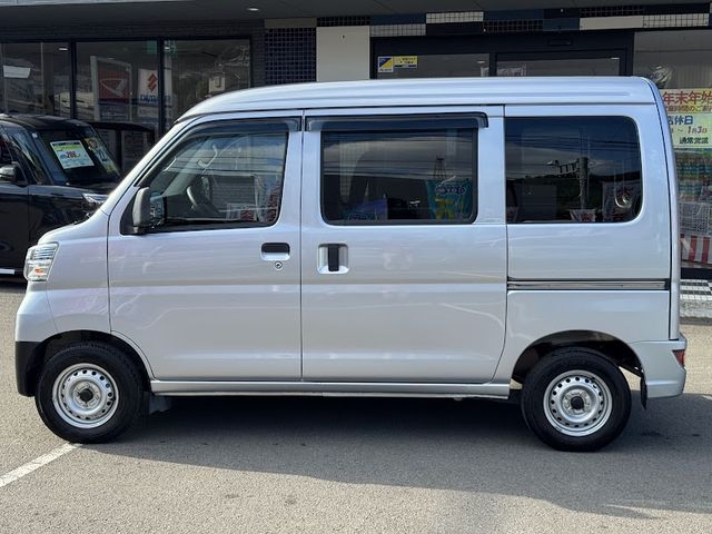DAIHATSU HIJET CARGO 2021