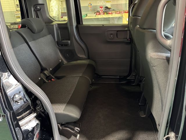 HONDA N BOX CUSTOM 2023