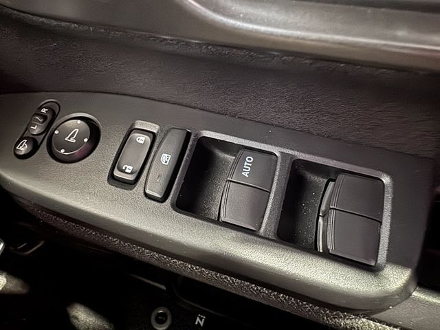 HONDA N BOX CUSTOM 2023