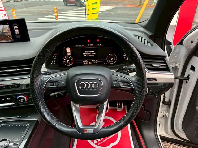 AUDI AUDI  Q7 2018