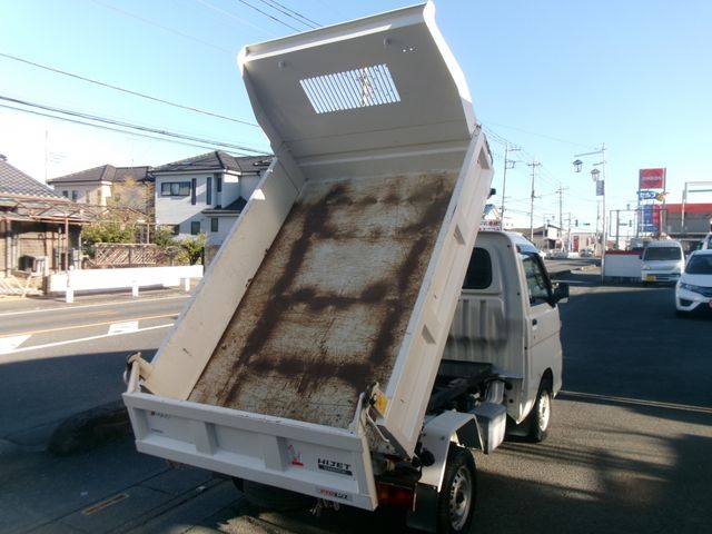 DAIHATSU HIJET dump 4WD 2013