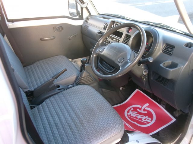 DAIHATSU HIJET dump 4WD 2013