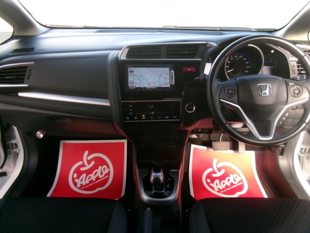 HONDA FIT HYBRID 2015