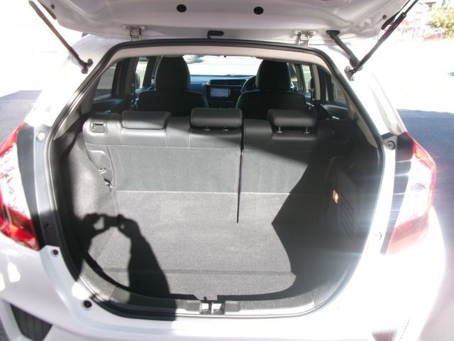 HONDA FIT HYBRID 2015