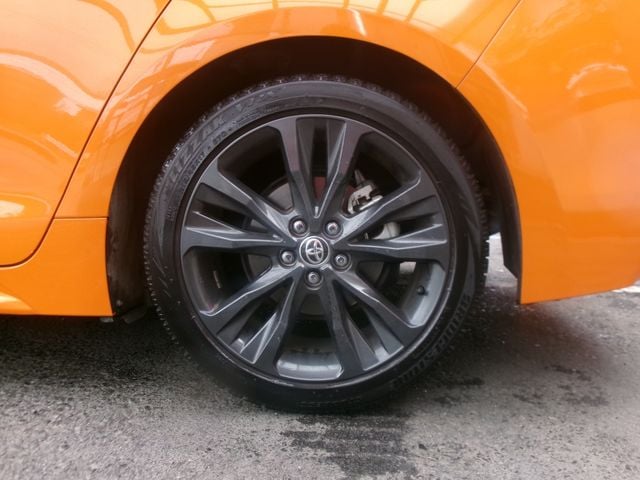 TOYOTA COROLLA TOURING HYBRID 2021