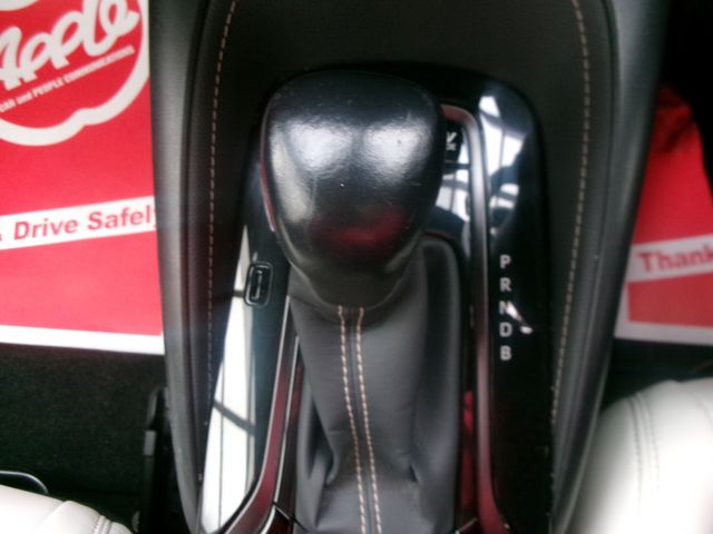 TOYOTA COROLLA TOURING HYBRID 2021