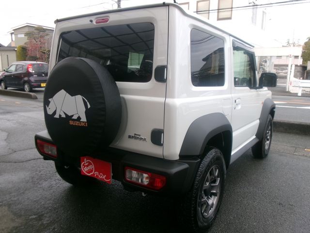 SUZUKI JIMNY SIERRA 2025