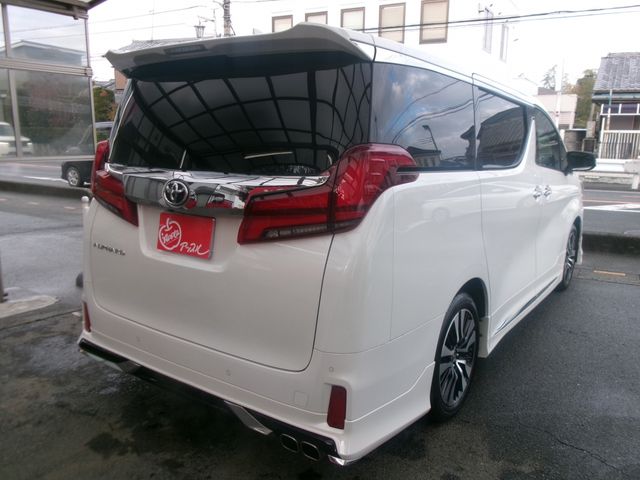 TOYOTA ALPHARD 2023