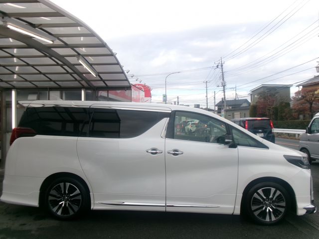 TOYOTA ALPHARD 2023
