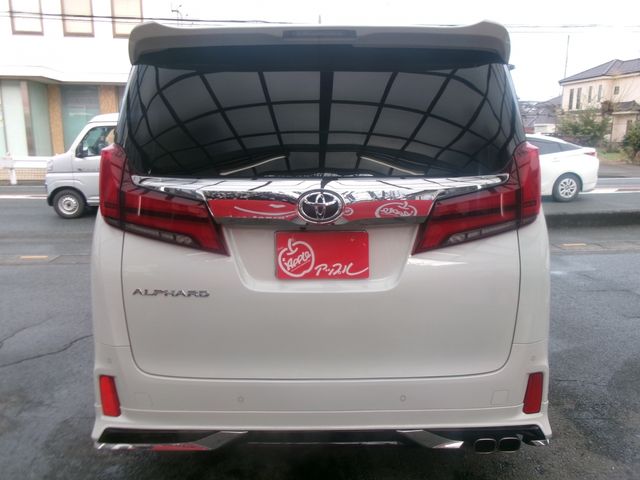 TOYOTA ALPHARD 2023