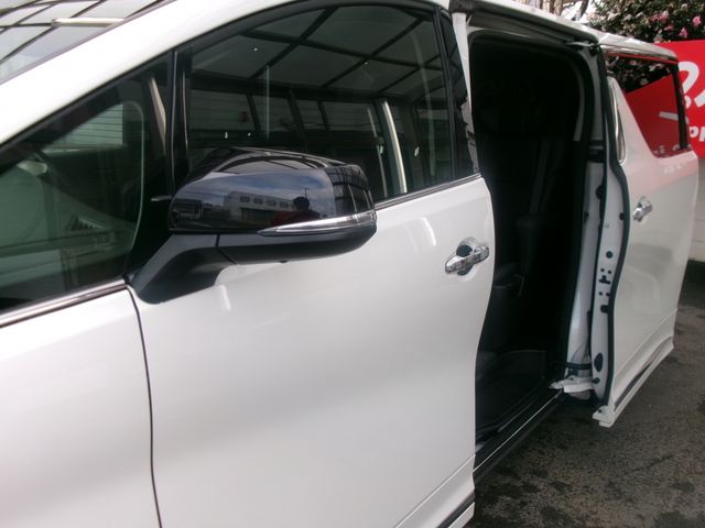 TOYOTA ALPHARD 2023