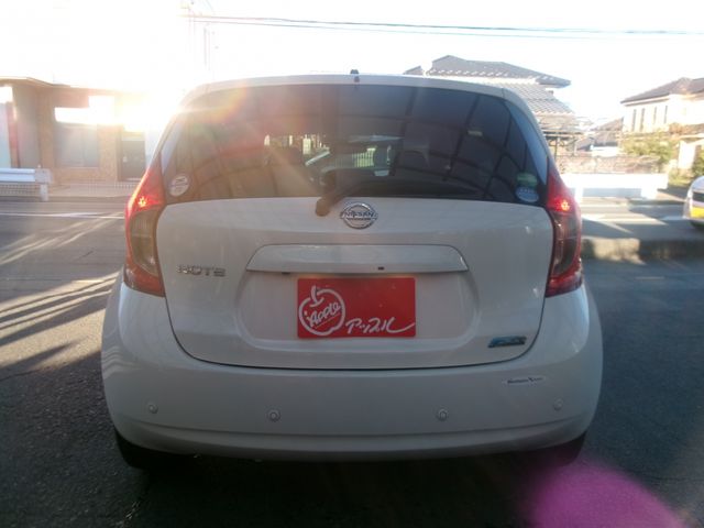 NISSAN NOTE 2015