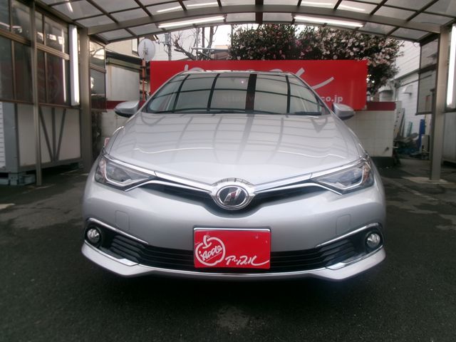 TOYOTA AURIS 2015