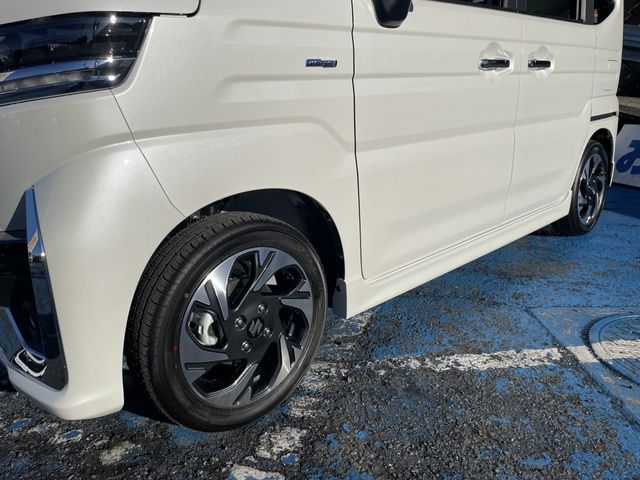 SUZUKI Spacia custom 2025